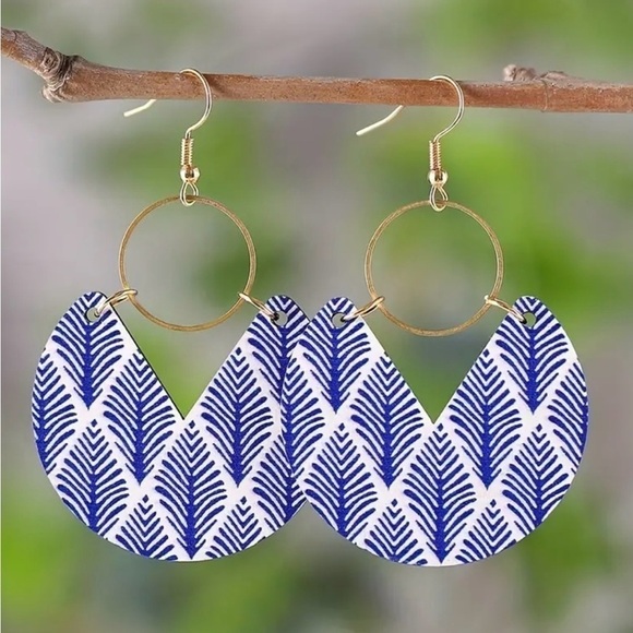 Boho Chic Earrings - Picture 1 of 5